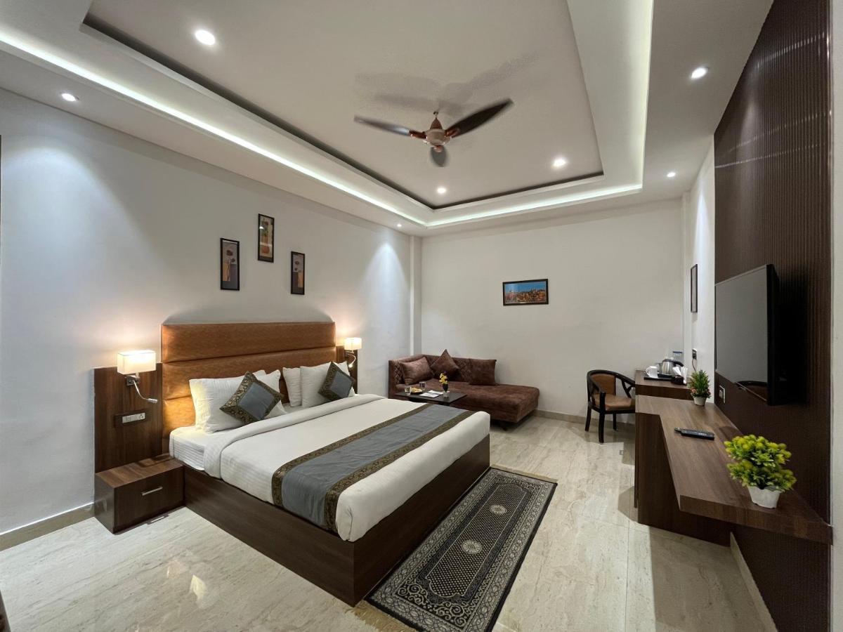 Hotel Kalawati Palace Βαρανάσι Εξωτερικό φωτογραφία
