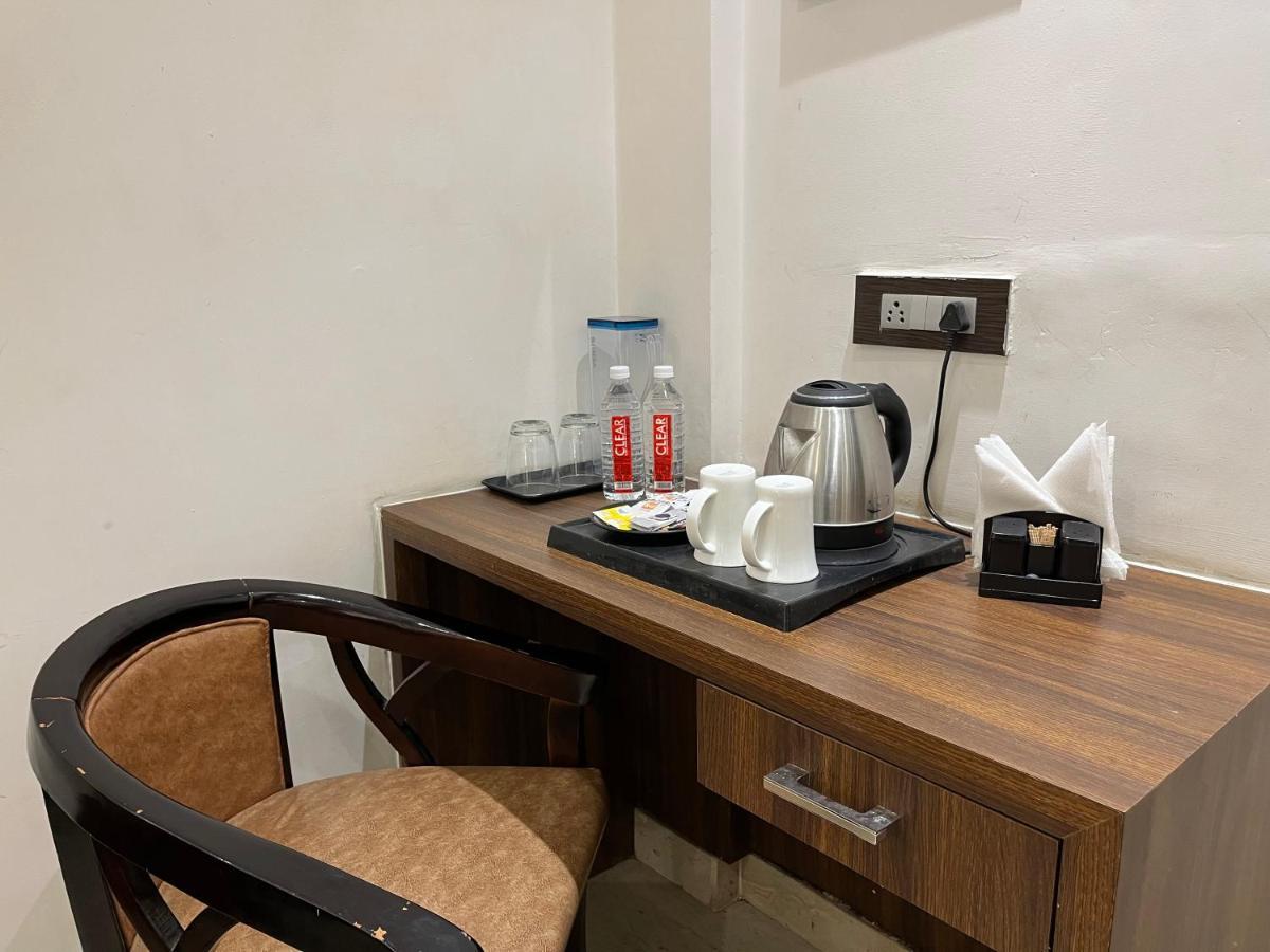 Hotel Kalawati Palace Βαρανάσι Εξωτερικό φωτογραφία