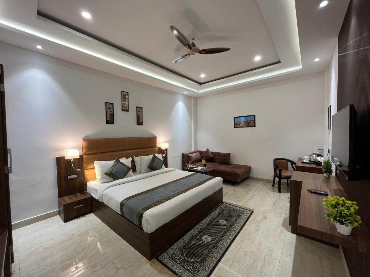 Hotel Kalawati Palace Βαρανάσι Εξωτερικό φωτογραφία