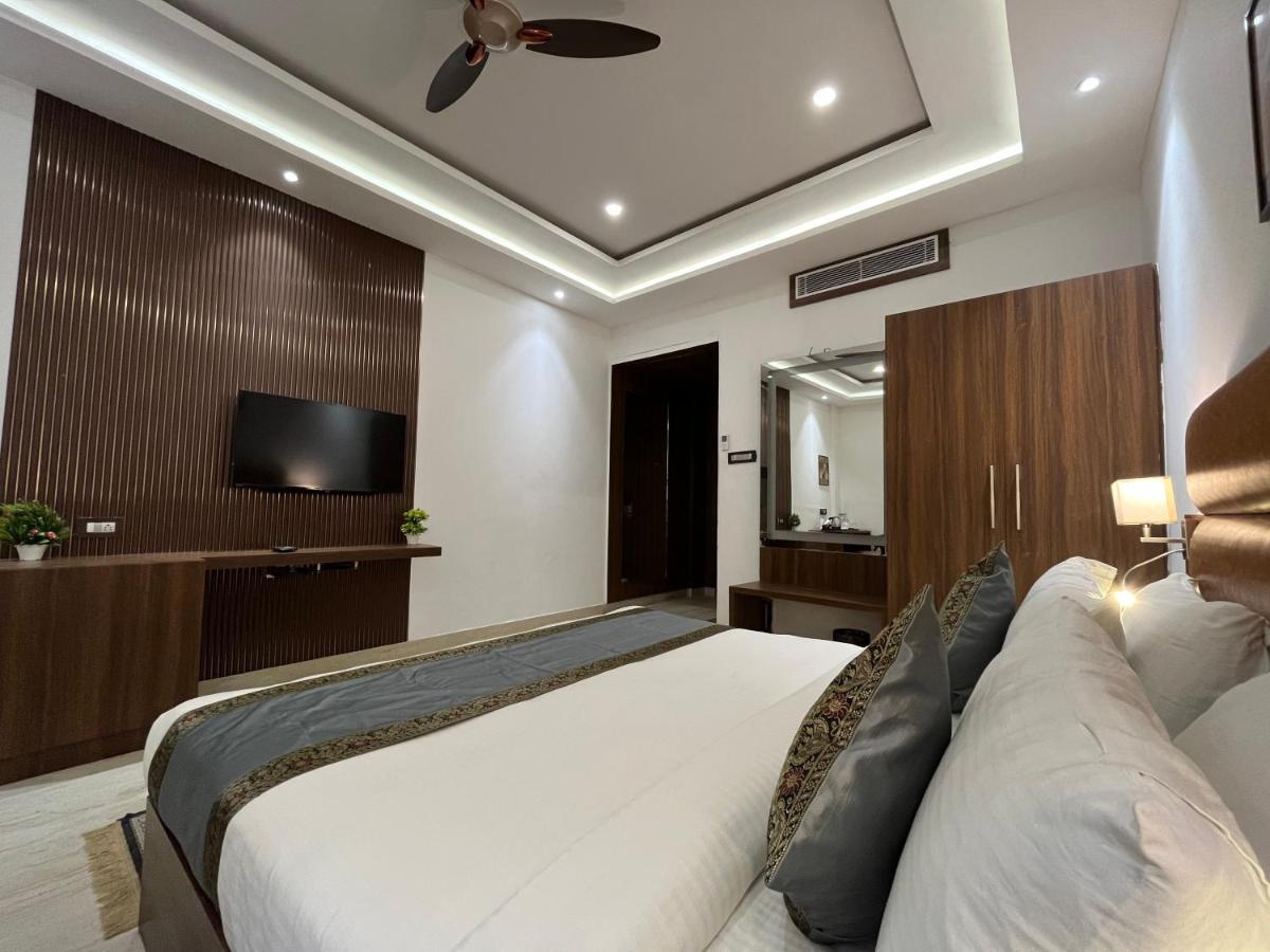 Hotel Kalawati Palace Βαρανάσι Εξωτερικό φωτογραφία