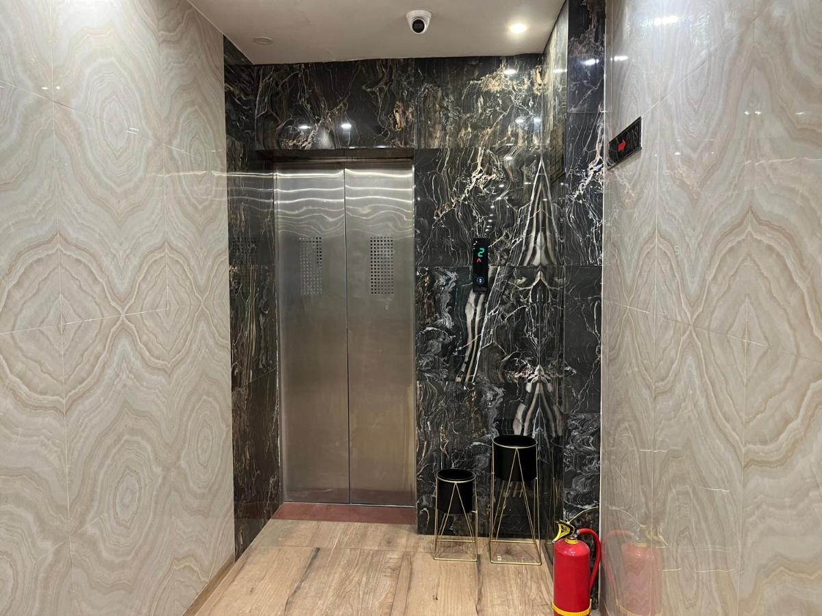 Hotel Kalawati Palace Βαρανάσι Εξωτερικό φωτογραφία